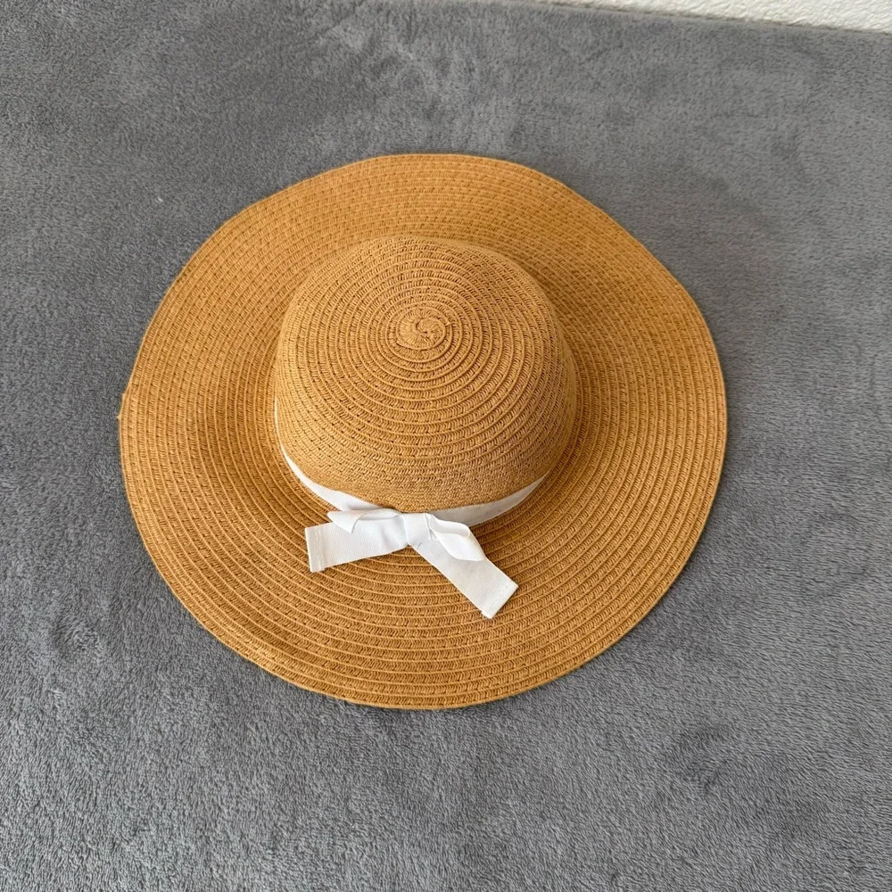 Girl’s Old Navy 12-18 Month Sun Hat with White Bow